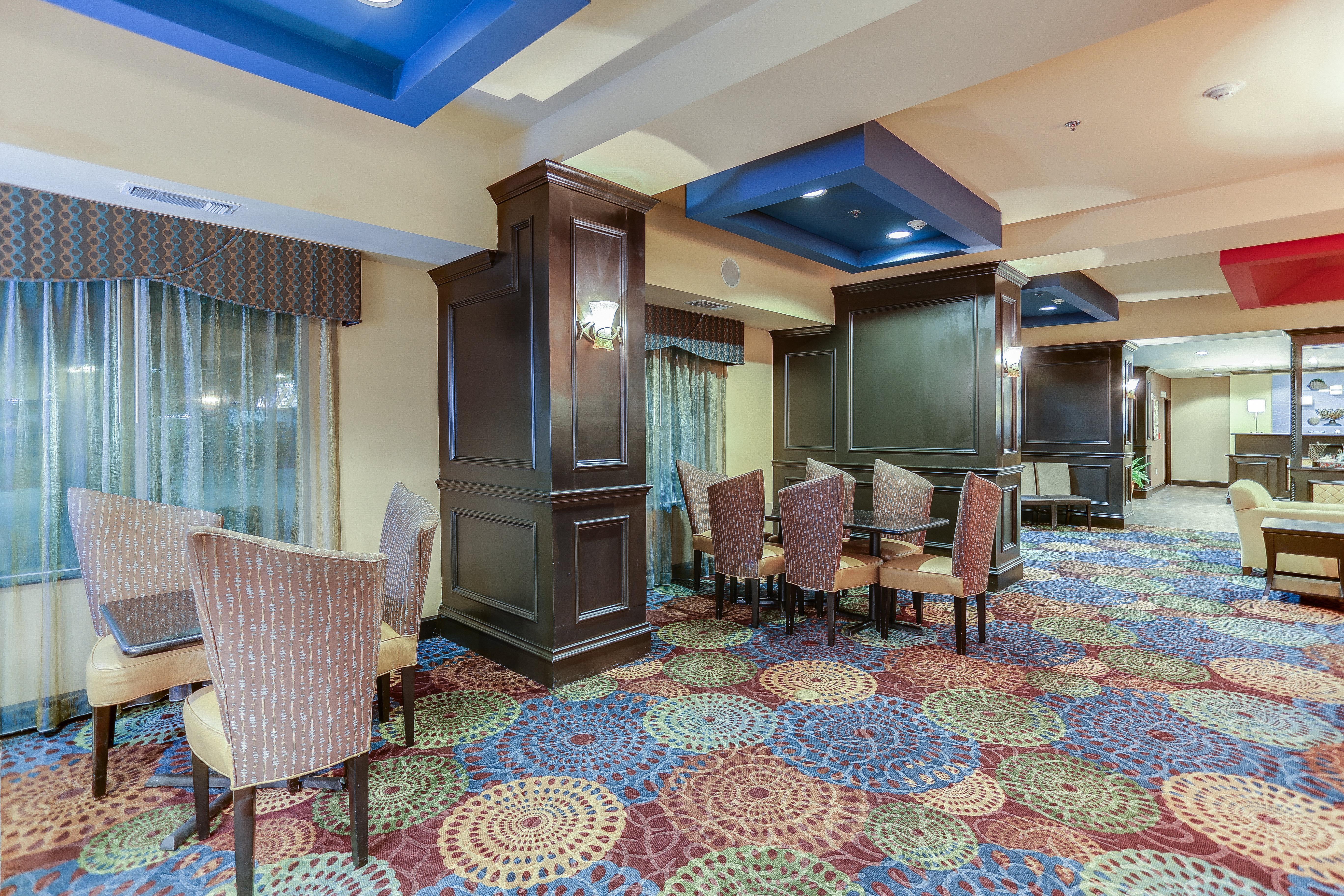 Holiday Inn Express Hotel & Suites Huntsville By Ihg Dış mekan fotoğraf
