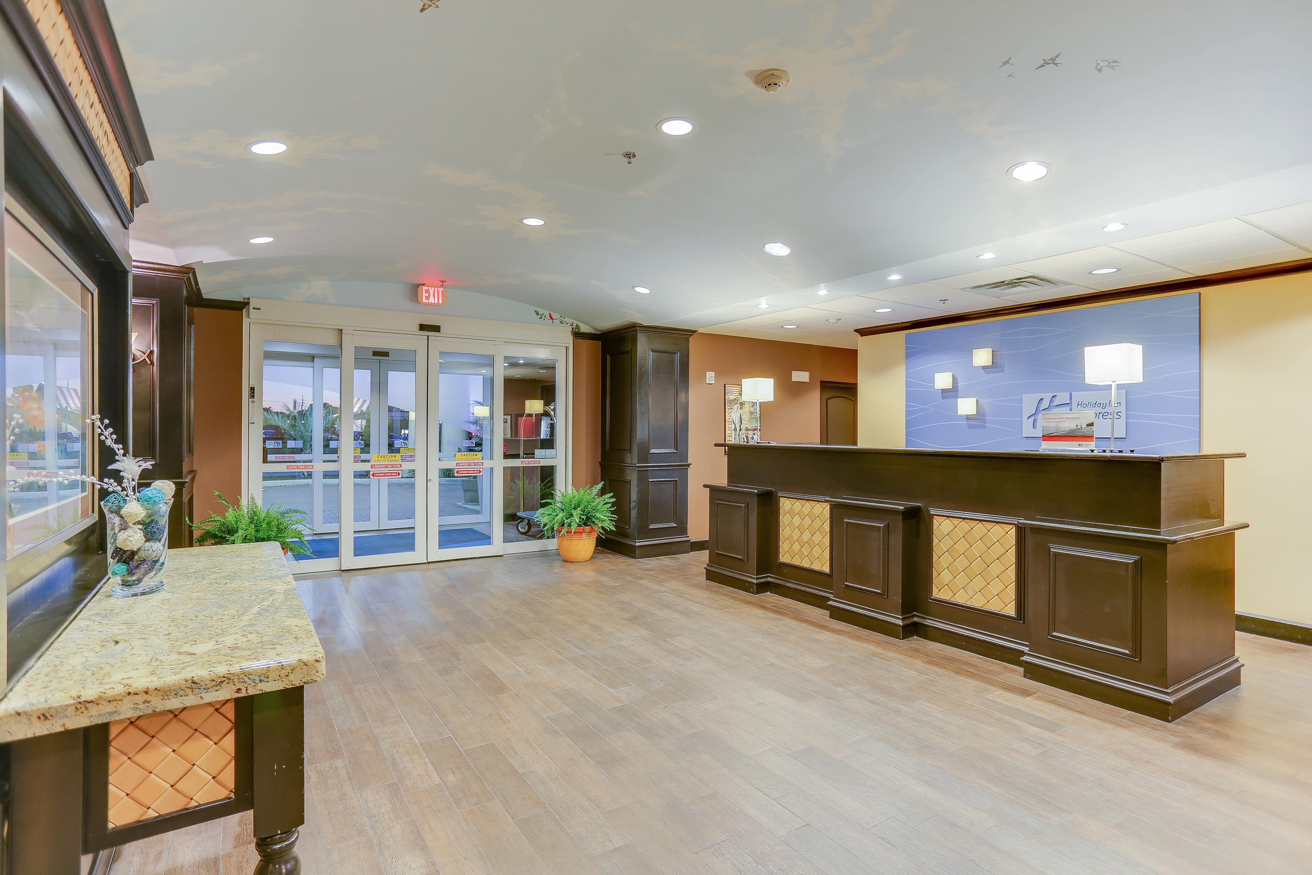 Holiday Inn Express Hotel & Suites Huntsville By Ihg Dış mekan fotoğraf
