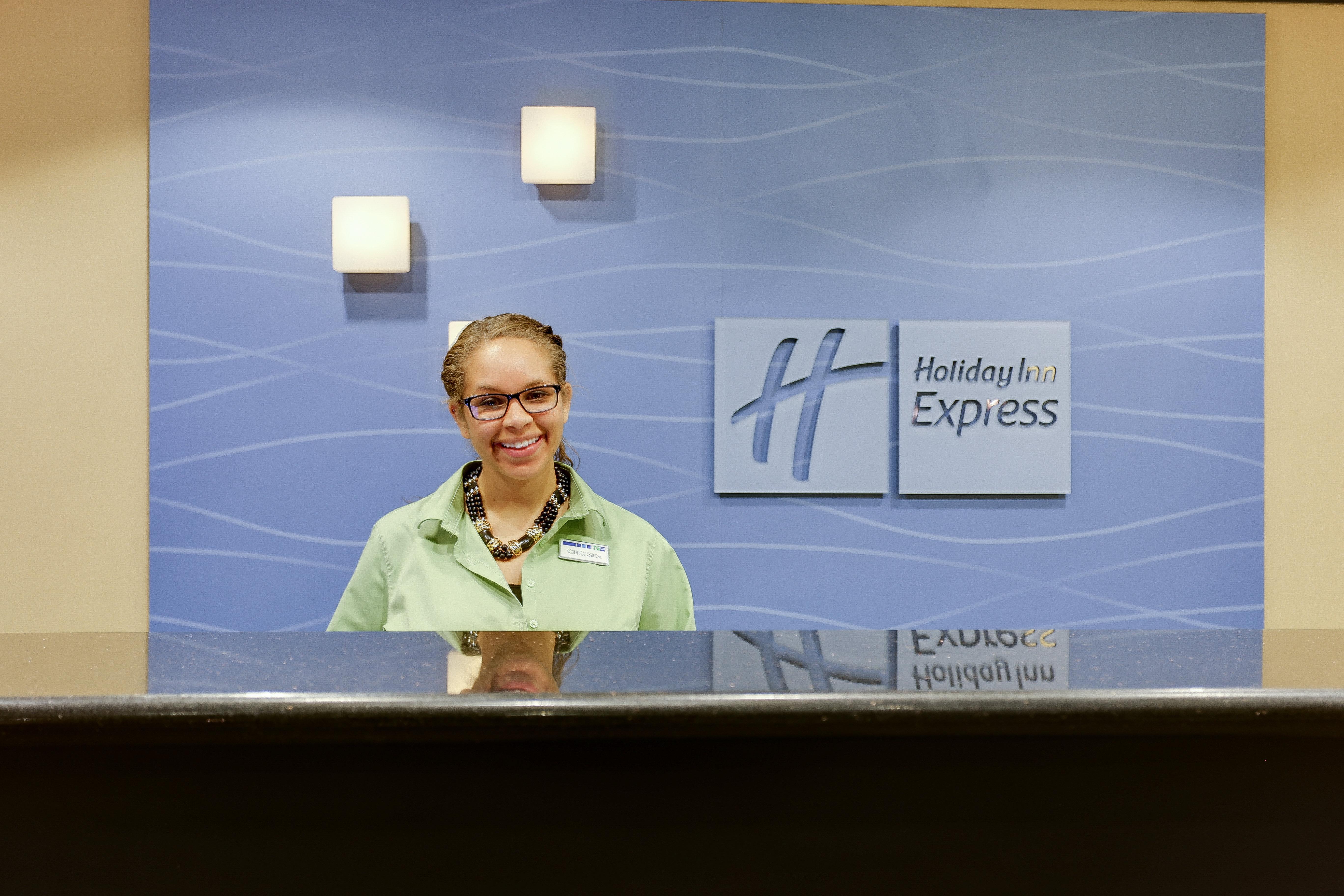 Holiday Inn Express Hotel & Suites Huntsville By Ihg Dış mekan fotoğraf