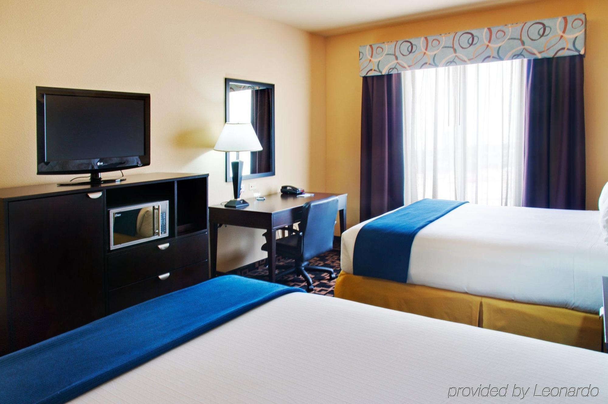 Holiday Inn Express Hotel & Suites Huntsville By Ihg Oda fotoğraf