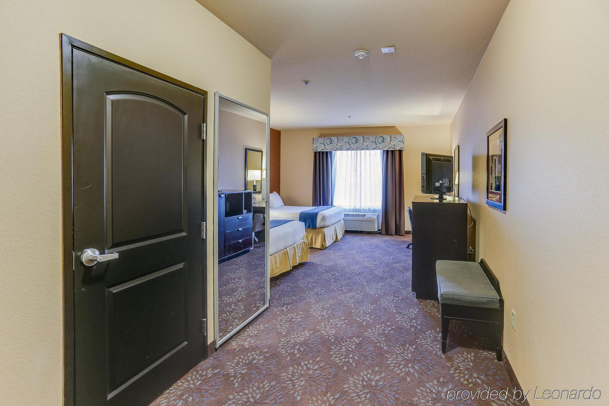 Holiday Inn Express Hotel & Suites Huntsville By Ihg Dış mekan fotoğraf